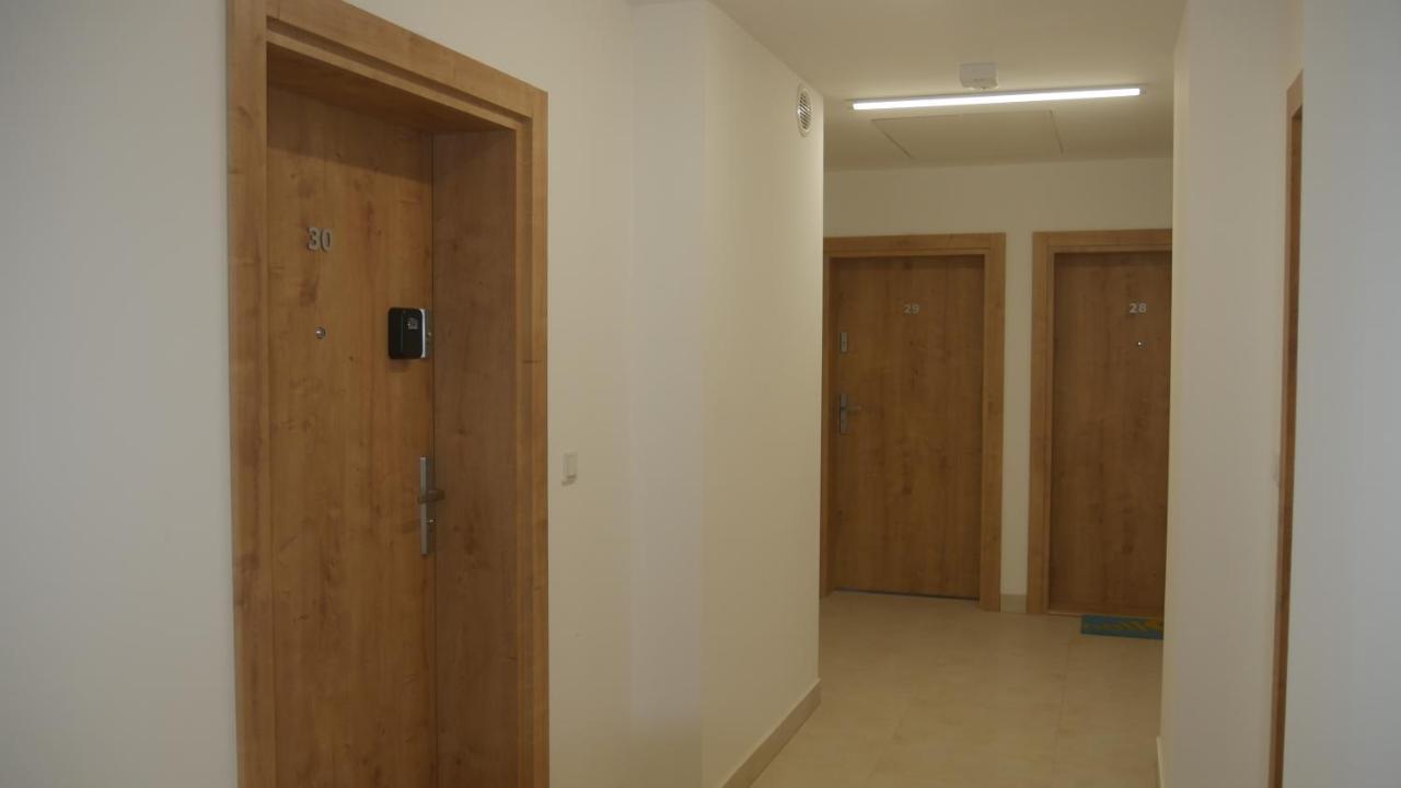 Apartament -Sweet Home Lubiń Exteriör bild