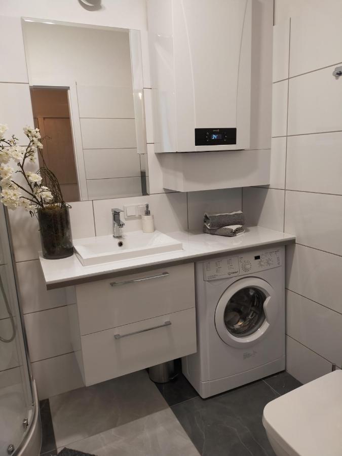 Apartament -Sweet Home Lubiń Exteriör bild